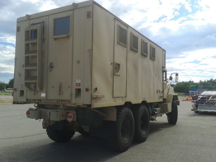 M900-series-military-truck-hunting-expedition