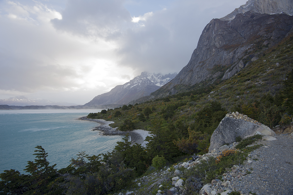 The view hiking along Lake Nordenskjold against the feet of Los Cuernos