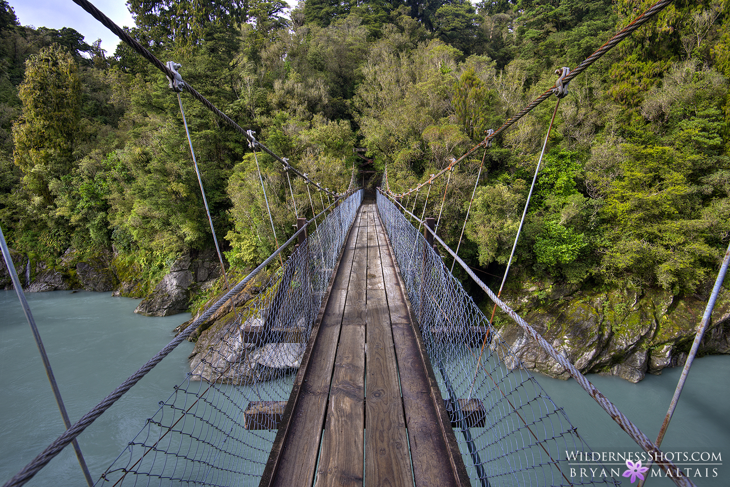 pelorus river swing bridge new zealand landscape photography