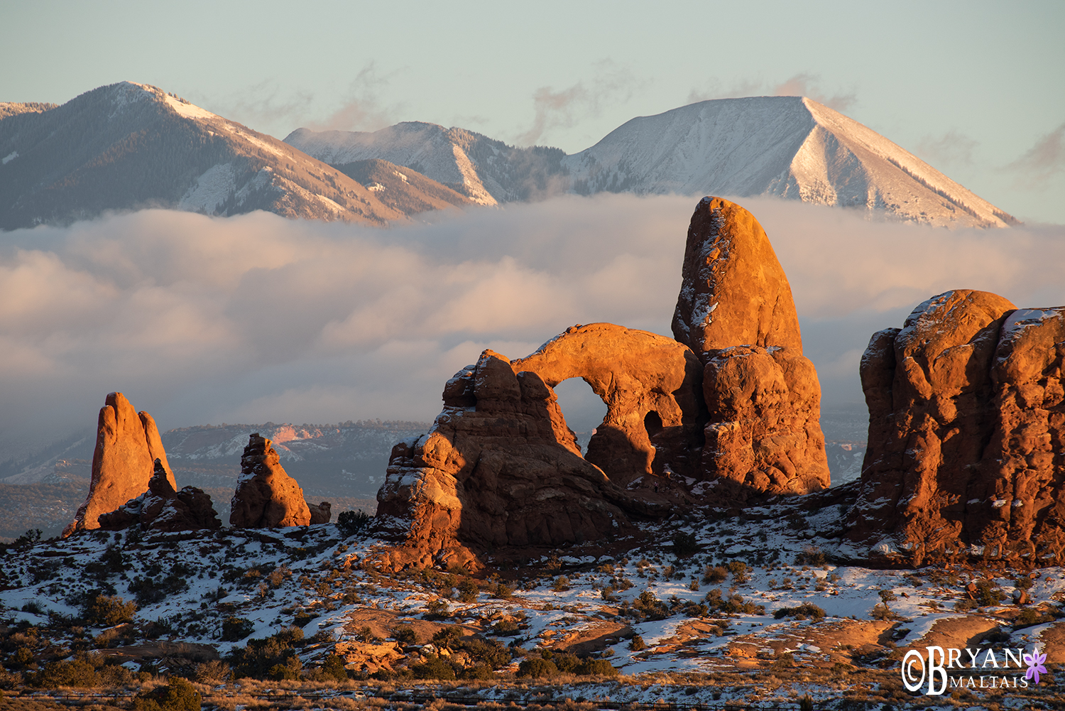 Turret Arch Sunset snow utah landscape photos