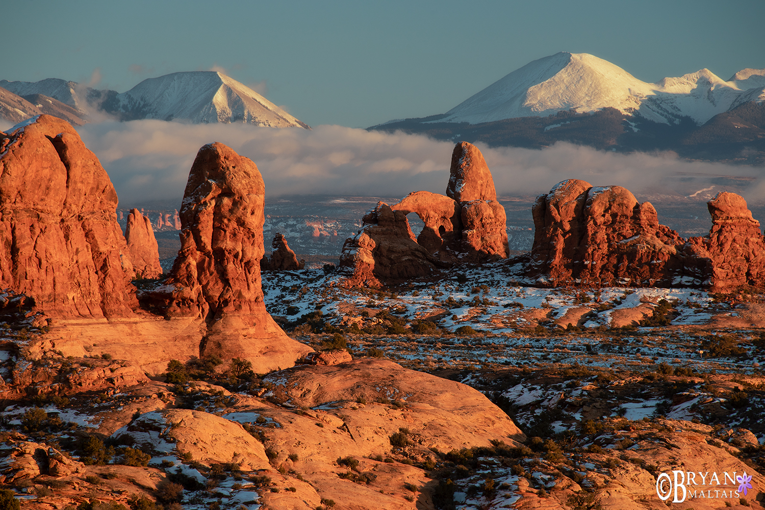 arches national park windows sunset winter snow photo