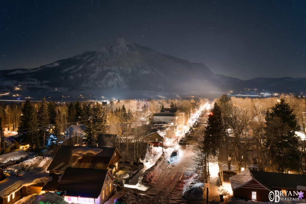 crested butte colorado at night in winter