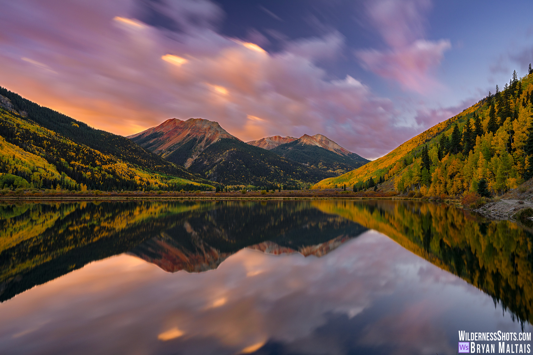 crystal lake mirror reflection fall colors photo ouray colorado